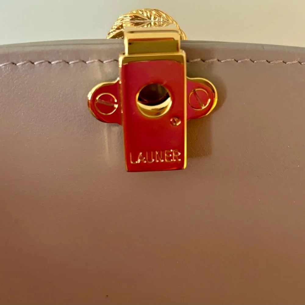 Authentic Launer London Dido Crossbody in buttermilk nib new - Picture 10 of 15